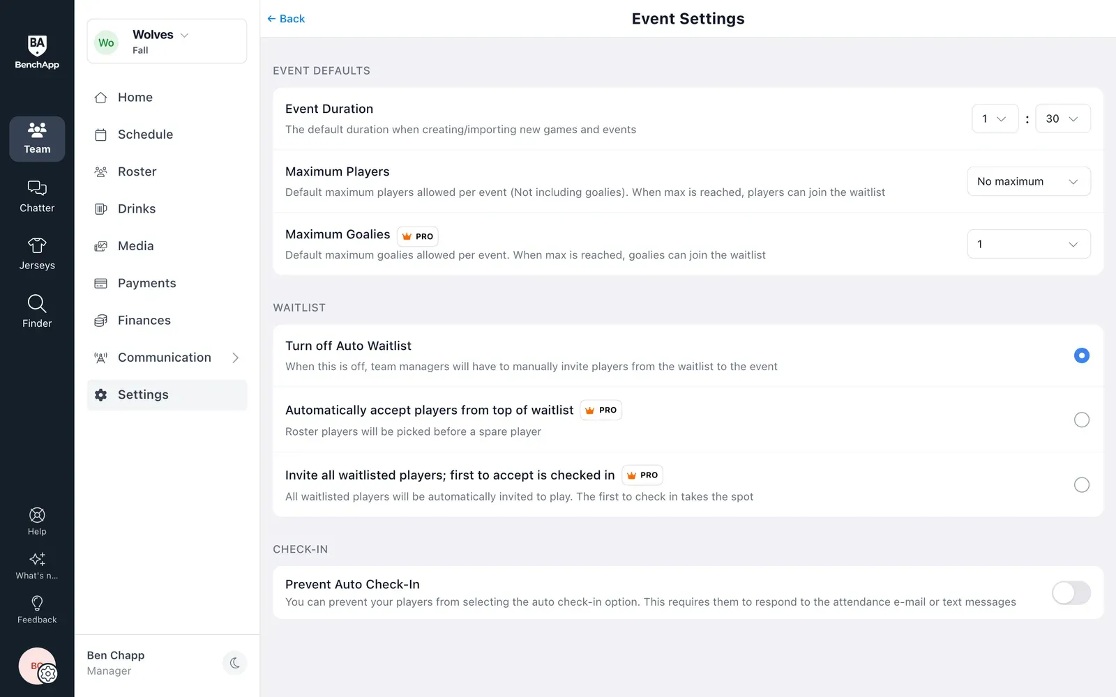 BenchApp on a computer: Event Settings with maximum players and waitlist options