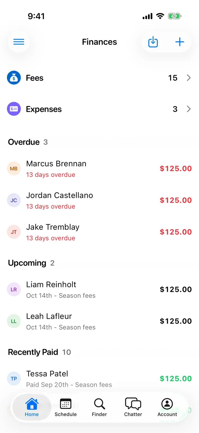 BenchApp finances screen showing fees collected and players who still owe